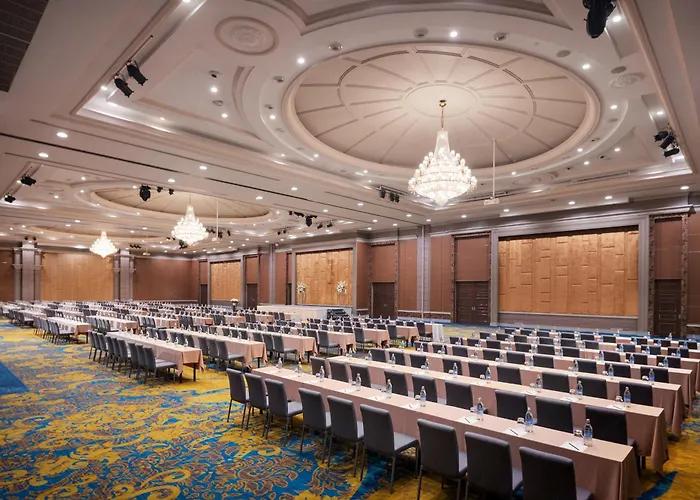 The Berkeley Pratunam Hotel Bangkok