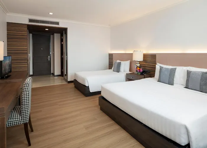 Hotel The Berkeley Pratunam 5*